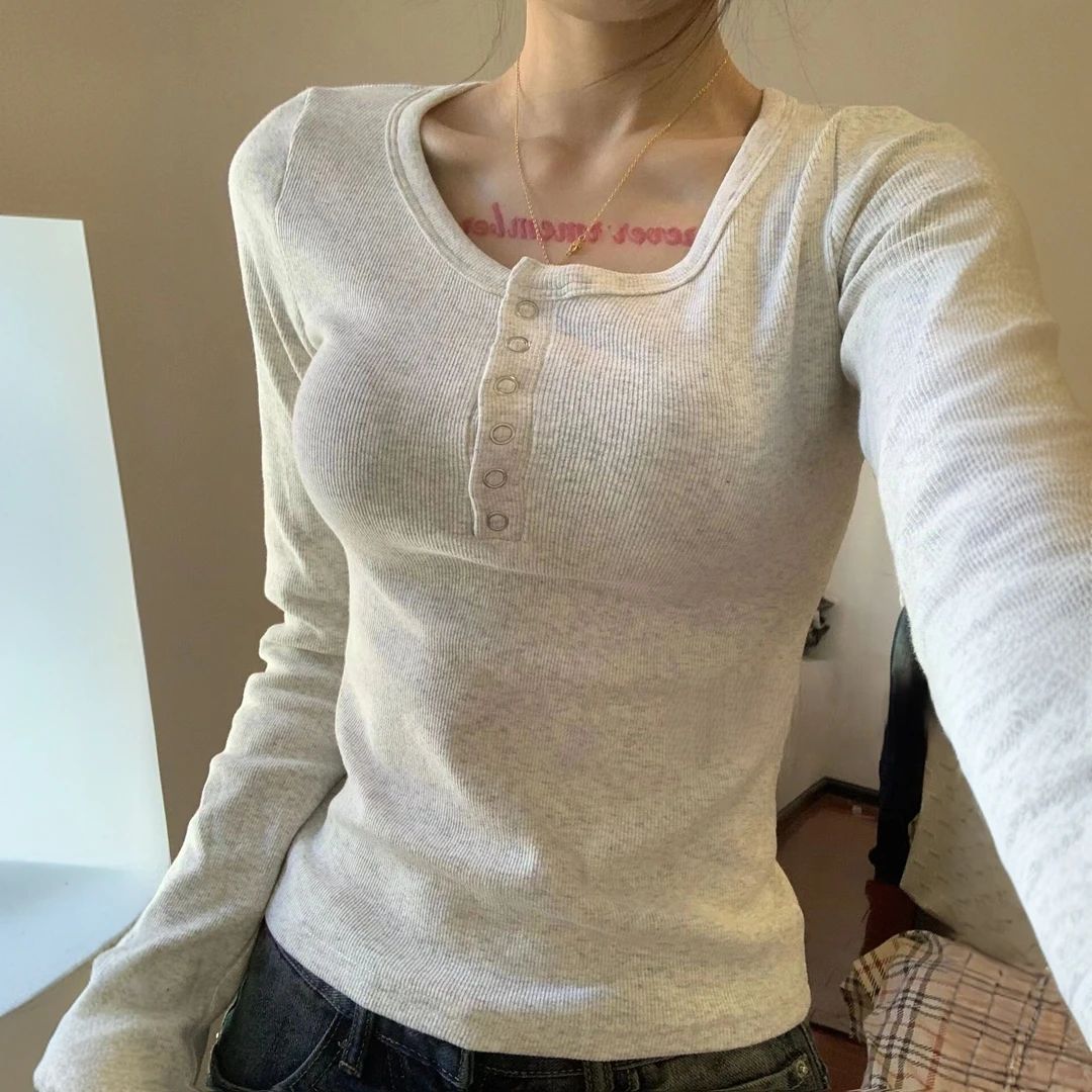 设计感U领长袖上衣女春秋新款低领修身显瘦内搭T恤螺纹正肩打底衫