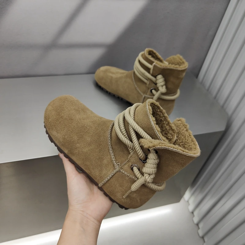 美拉德短靴女2025冬季新款反绒牛皮复古圆头加绒套筒舒适时尚女靴