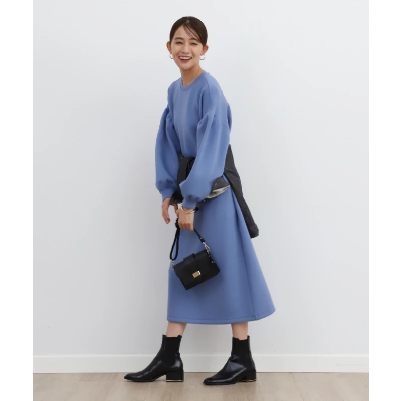 【SAKURA】日系品牌 秋冬上新 I 时尚纯色宽松立体背拉链连衣裙