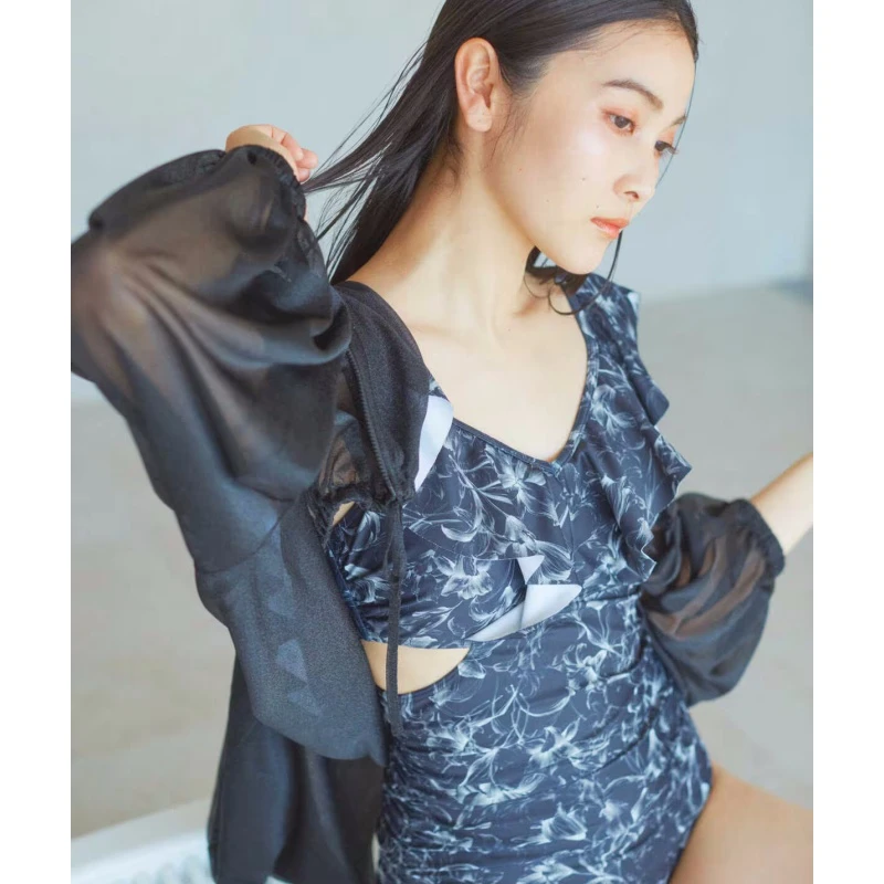 【强哥外贸】 夏季人气款 J 显瘦薄纱气质短款透气百搭外套