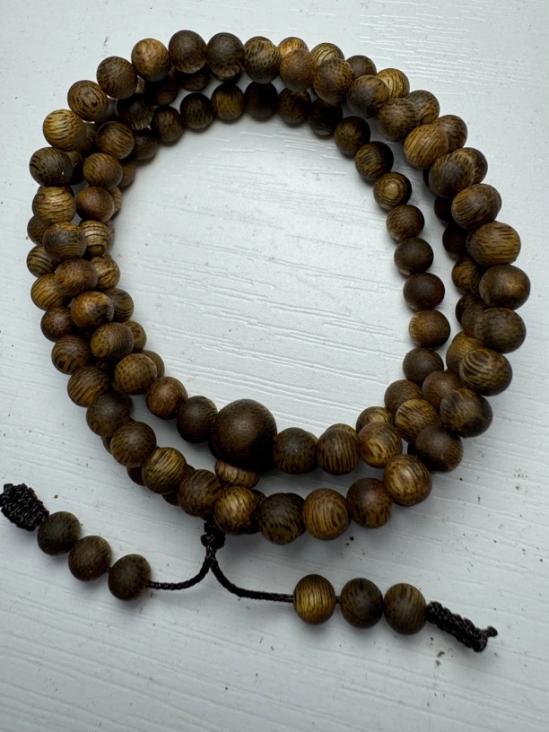 沉香（女士款）绿奇楠沉香卡5规格138颗+8克多样性发货一