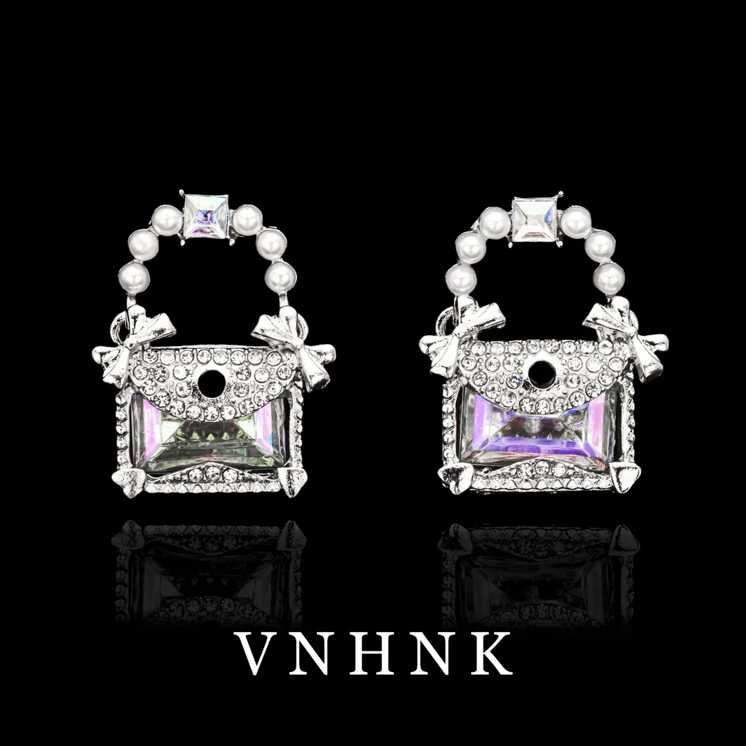 铜合金合成锆石耳饰 美可儿   D63   银色时尚气质百搭耳环