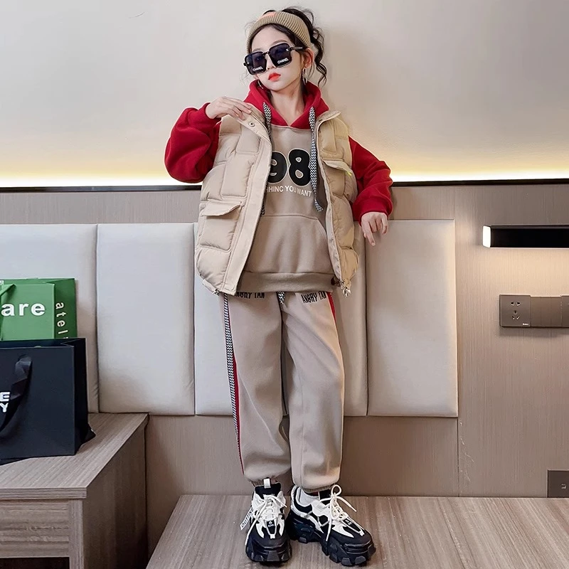 女童三件套秋冬2023新款时髦洋气中大儿童棉马甲加绒卫衣运动套装