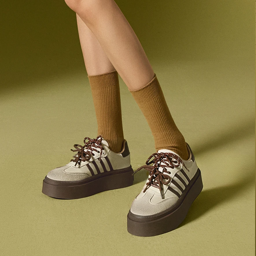 【百丽集团-TATA】2025春时尚休闲板鞋德训鞋女新款W9B02AM5