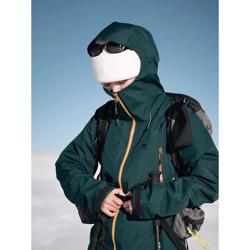 KSKM墨绿色冲锋衣款女2024春秋季新款户外三合一内胆高级感登山服