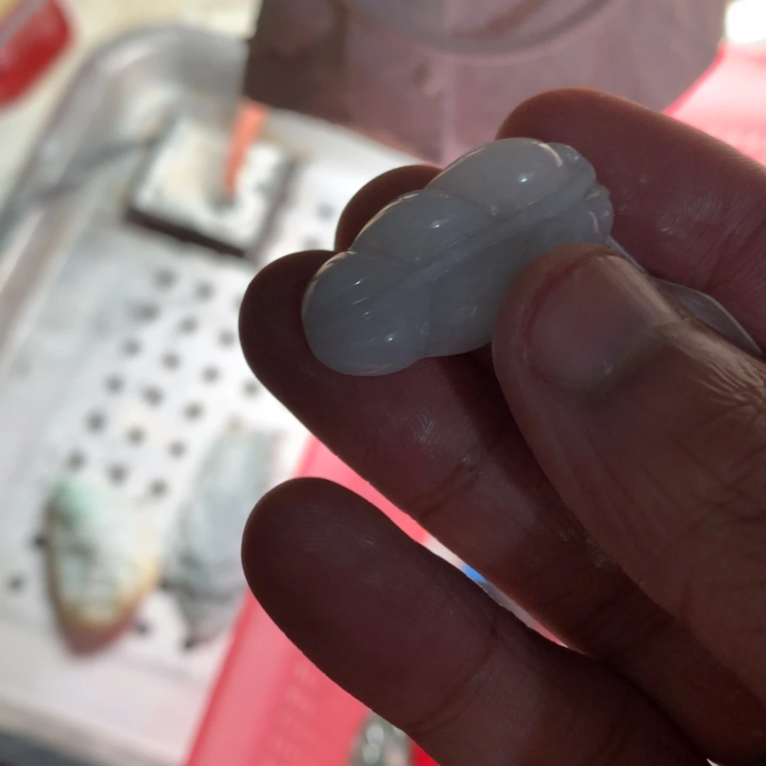 【闪购商品】翡翠颈饰未镶嵌