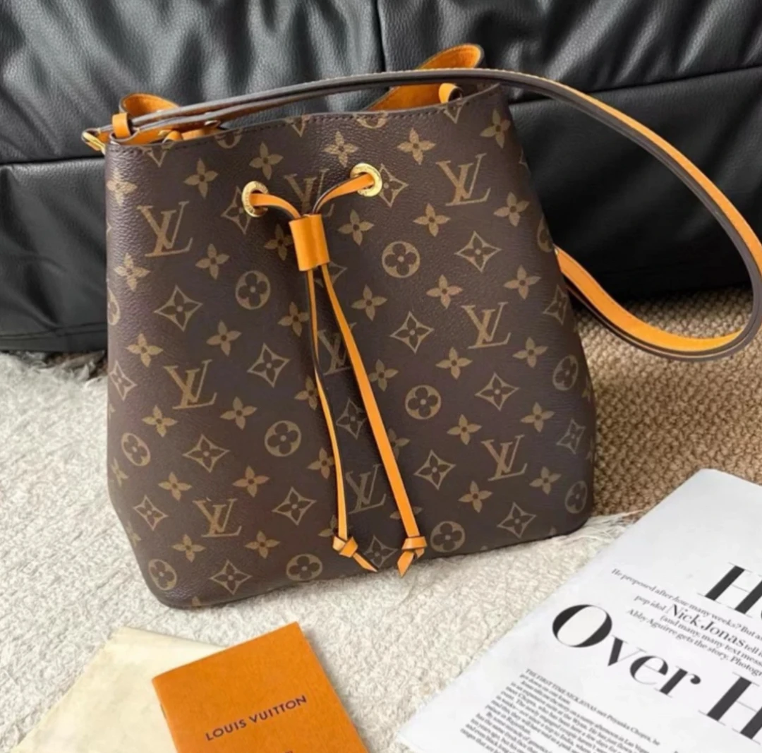95新 LouisVuitton/路易威登 LV 水桶老花单肩包 63001
