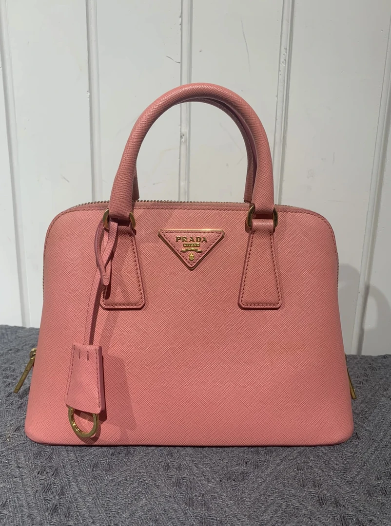 95新 Prada/普拉达 普拉达 粉色小号贝壳包 28567