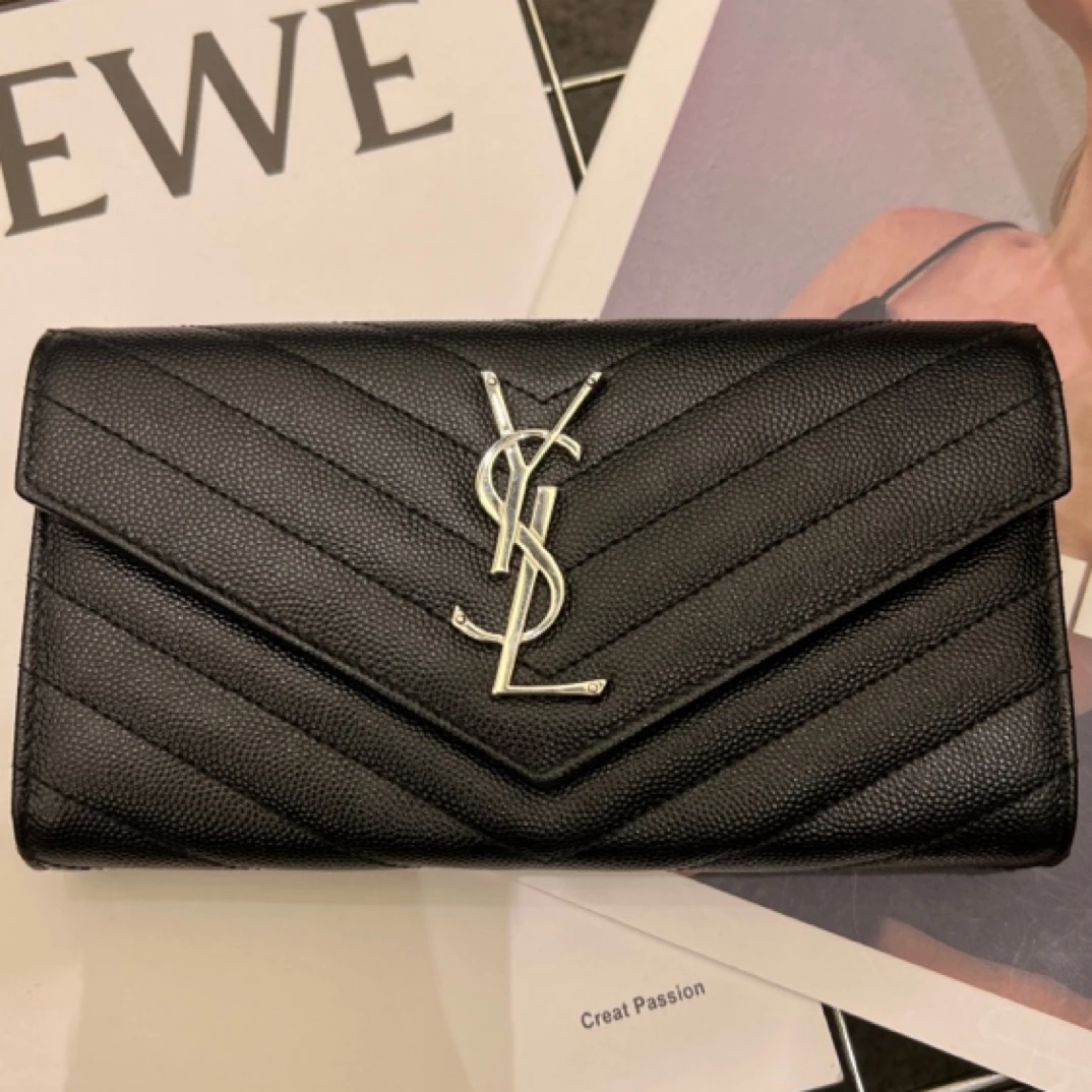 95新 YSL/圣罗兰 YSL/圣罗兰 黑银鱼子酱信封钱包 28619