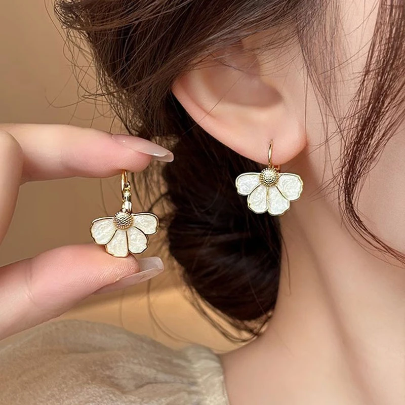 法式首饰百搭耳扣精致耳环女2025新款度假风高级感轻奢耳饰女款