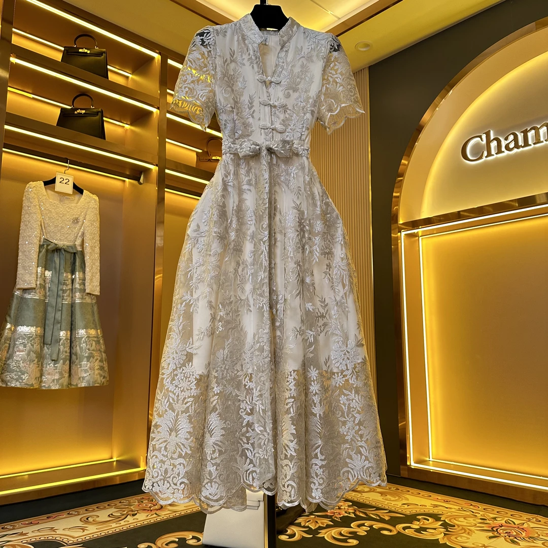 【花渐脂语】2024新款高端精致高腰遮肚过膝显廋连衣裙时尚