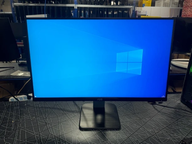 9新 AOC 27寸 4k 直屏 60hz 2019年 非人为质保1年