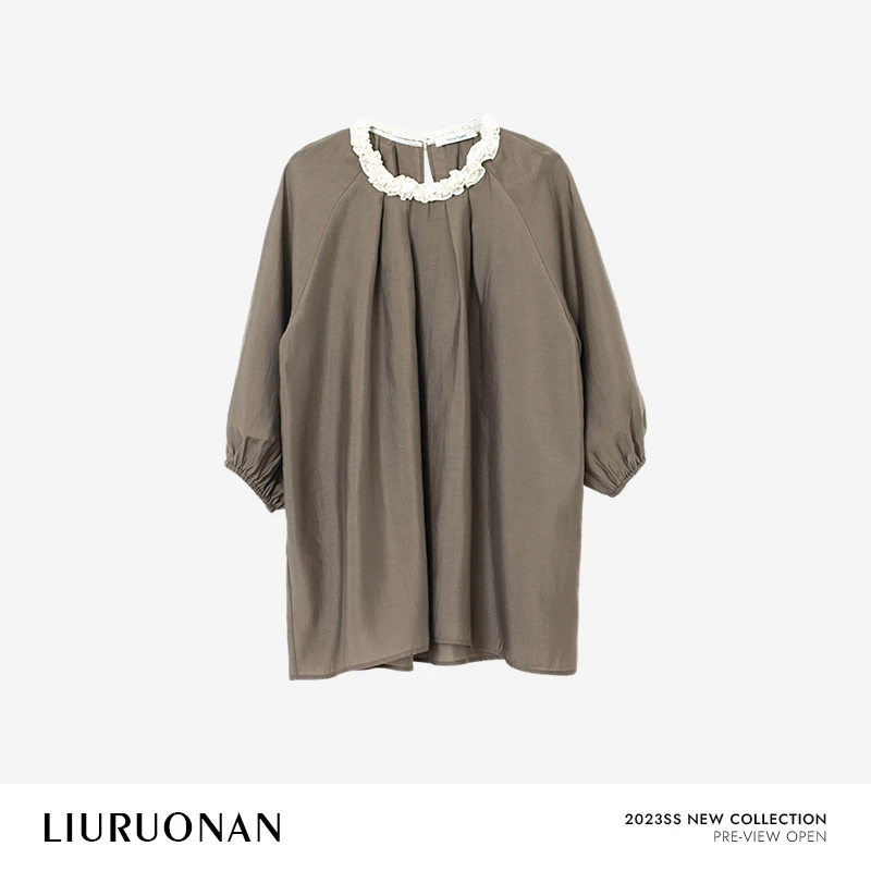 IURUONAN 23SS 重工立体手工艺术花瓣领衬衫女夏宽松中袖休闲衬衣