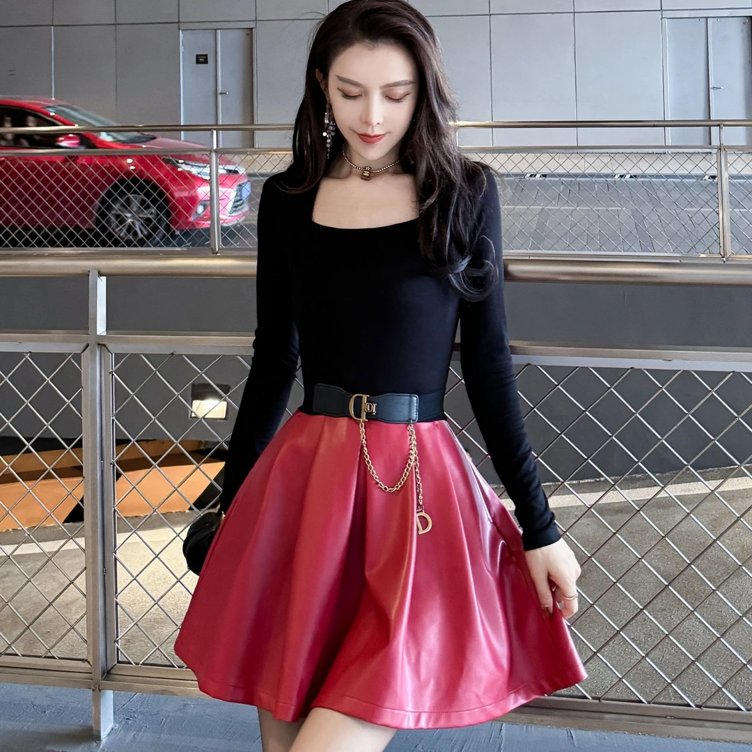 【黑天鹅晚宴】秋冬时尚显瘦百搭网红拼接皮连衣裙LYQ-2306