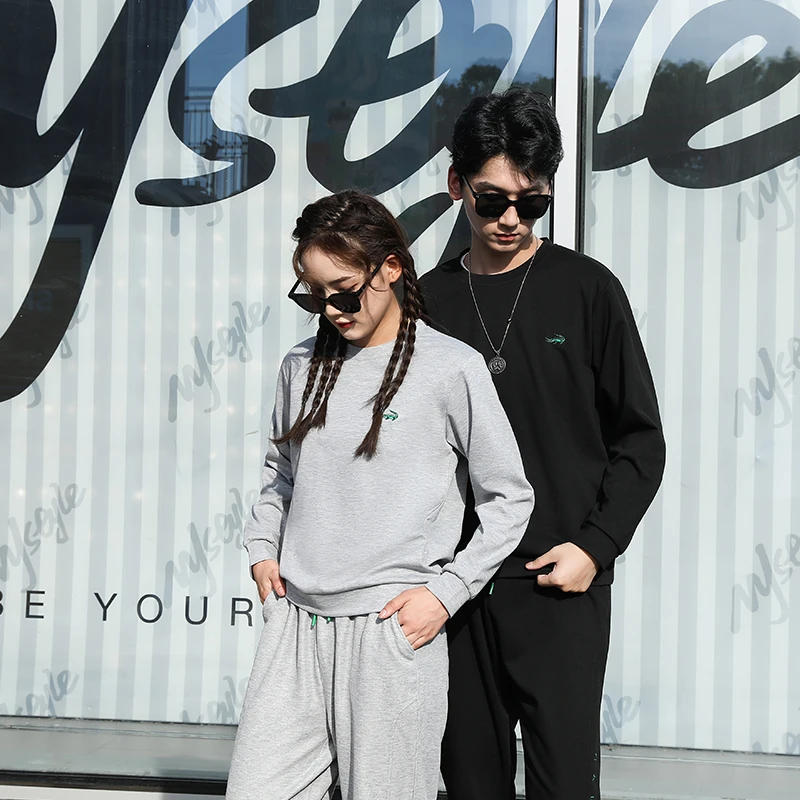 【8787大队】休闲上衣春秋款情侣男女款圆领长袖卫衣