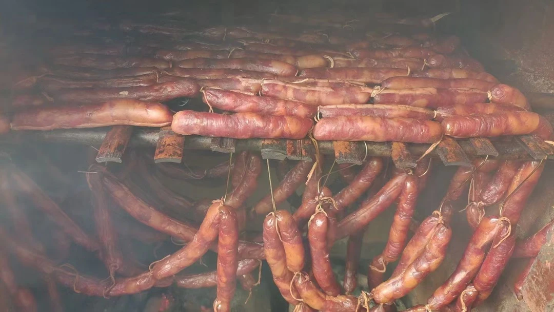 贵州黔东南土特产烟熏干腊肉香肠原味500g榕江黎平农家灌香肠