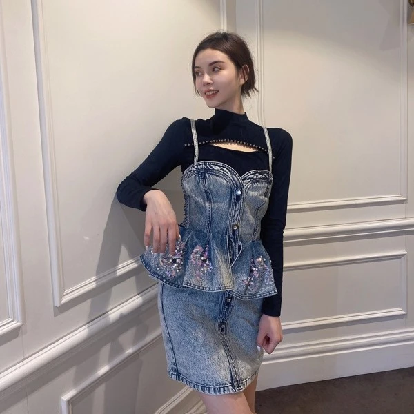 [CG]早春复古辣妹显瘦修身设计感绣花牛仔吊带连衣裙(无肩带)