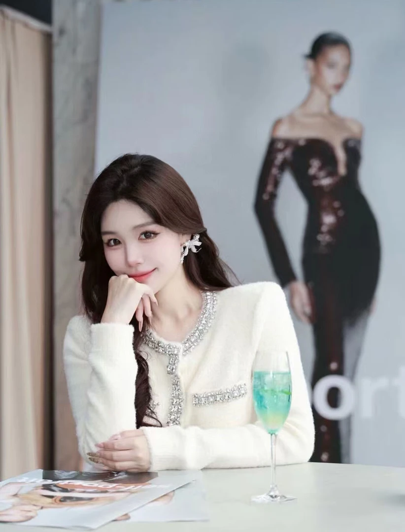 【CG】千金风梦幻设计师秋冬休闲服装女款女装套装