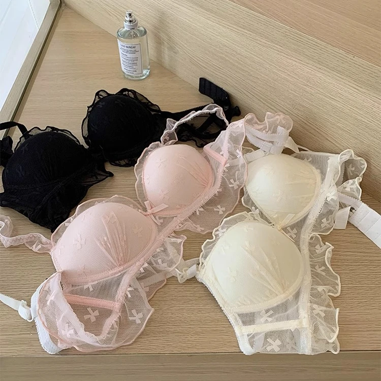 【柚酱草莓】谢总专用蕾丝内衣女无钢圈小胸聚拢防下垂聚拢显大文胸