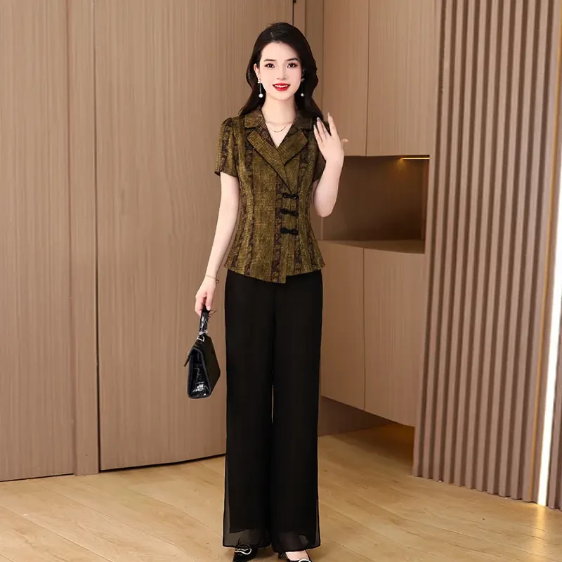 今年流行时尚套装女2025新款夏装阔太太洋气高贵新中式盘扣两件套