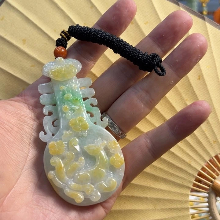 翡翠吊坠(赠链)未镶嵌代编织