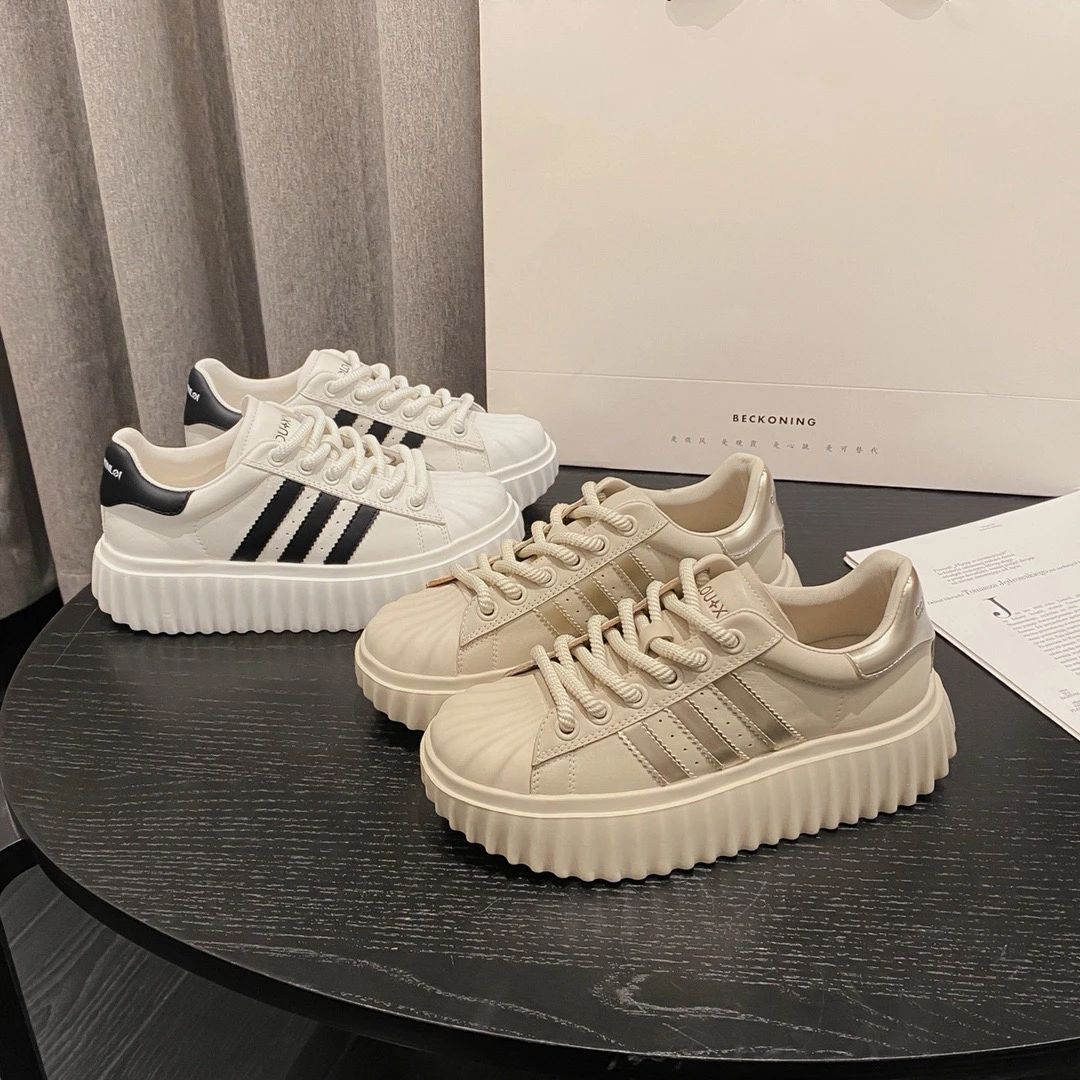 【聚新汇】8188-39简约时尚休闲风格设计师经典百搭纯色板鞋