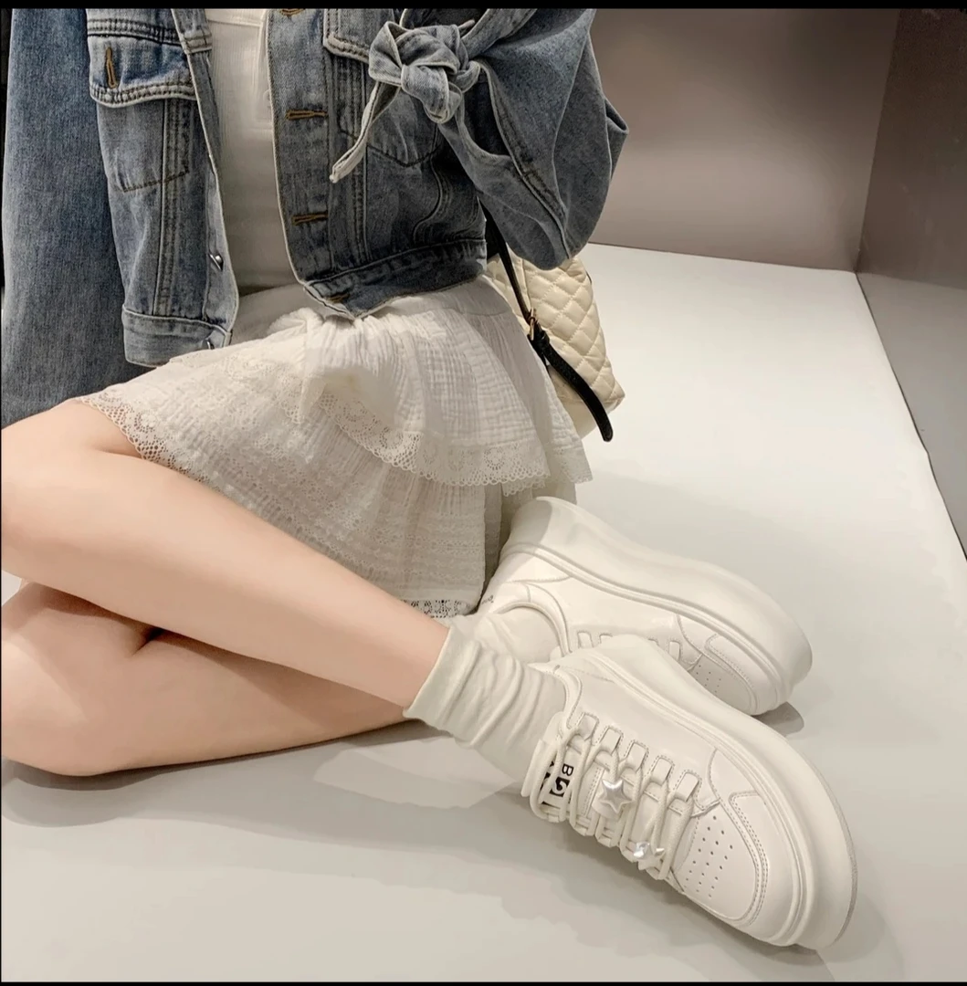 【聚新汇】3029-18简约时尚休闲风格设计师经典百搭纯色板鞋