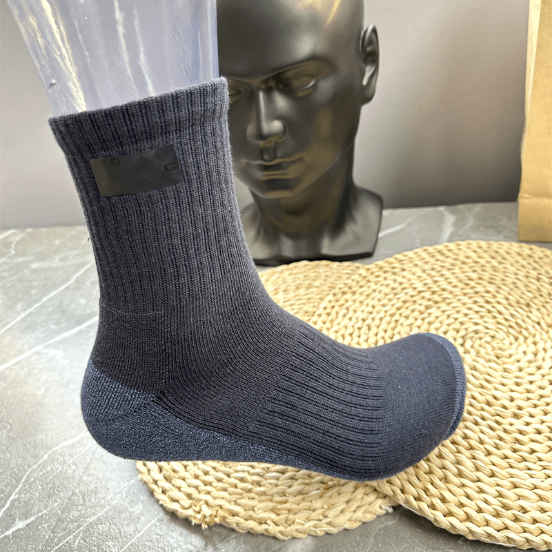 D冬季加厚中筒袜新款筒男士休闲棉袜保暖黑色运动袜百搭防臭针织