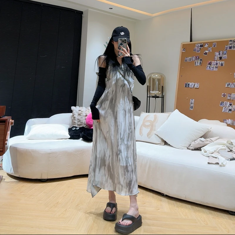 孙妍新品【水墨晕染裙】夏季清冷V领修身显瘦甜美扎染吊带连衣裙