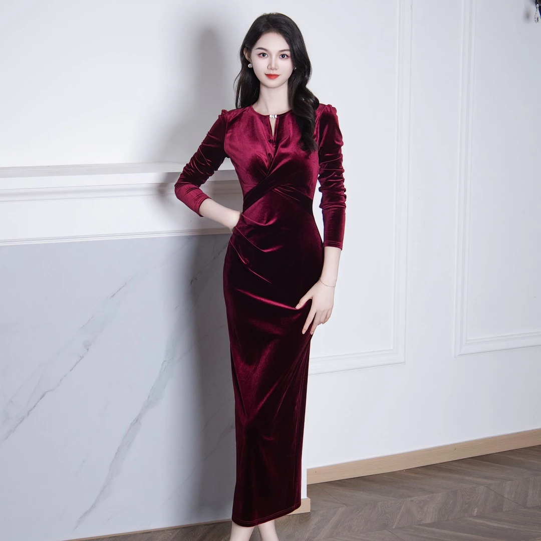 QIQI【红裳】新款上新秋冬气质减龄显瘦轻熟连衣裙40158