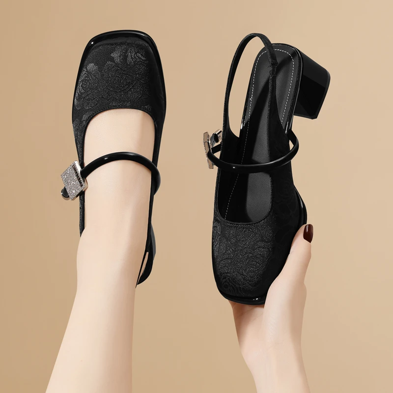 夏季新中式高跟鞋新款女国风马面裙鞋优雅气质粗跟玛丽珍单鞋