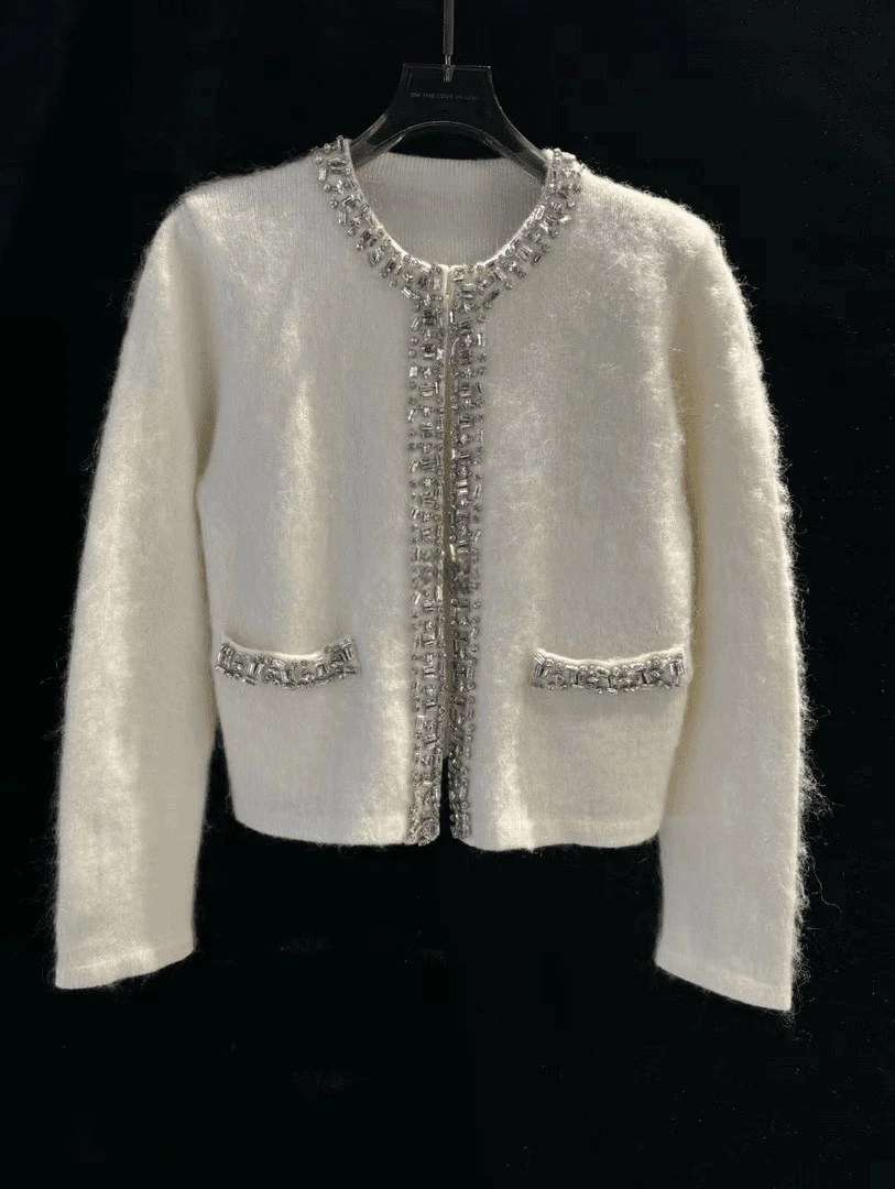 Lydiaxu 秋冬轻奢白色钻边气质长袖时尚厚款针织外套LX126