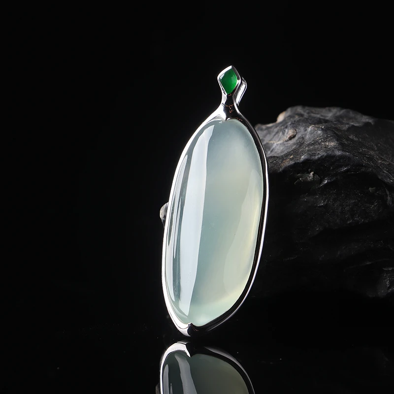 名玉艺术【玉洁冰清】天然缅甸翡翠 18K金镶嵌 冰种 晴底 翡翠吊坠