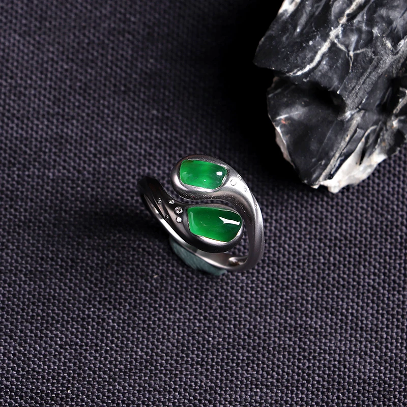 名玉艺术 天然缅甸翡翠 18K金镶嵌 冰种阳绿色 种老色正 设计独特