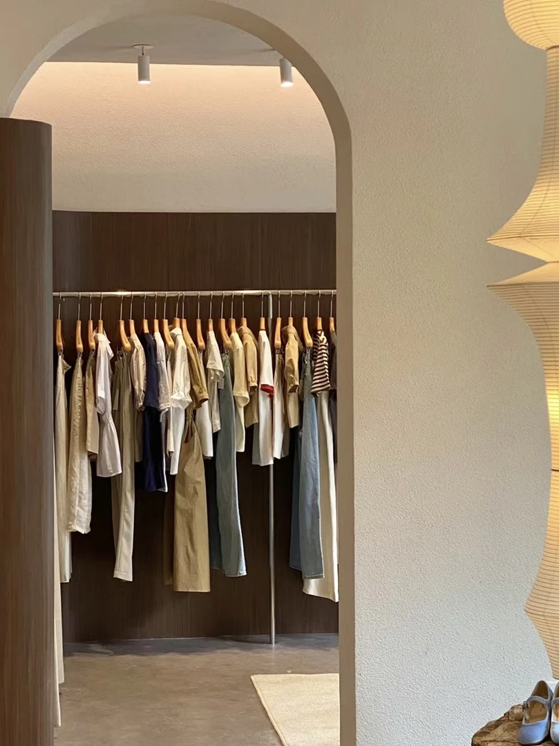 孤品女装no退换理性消费