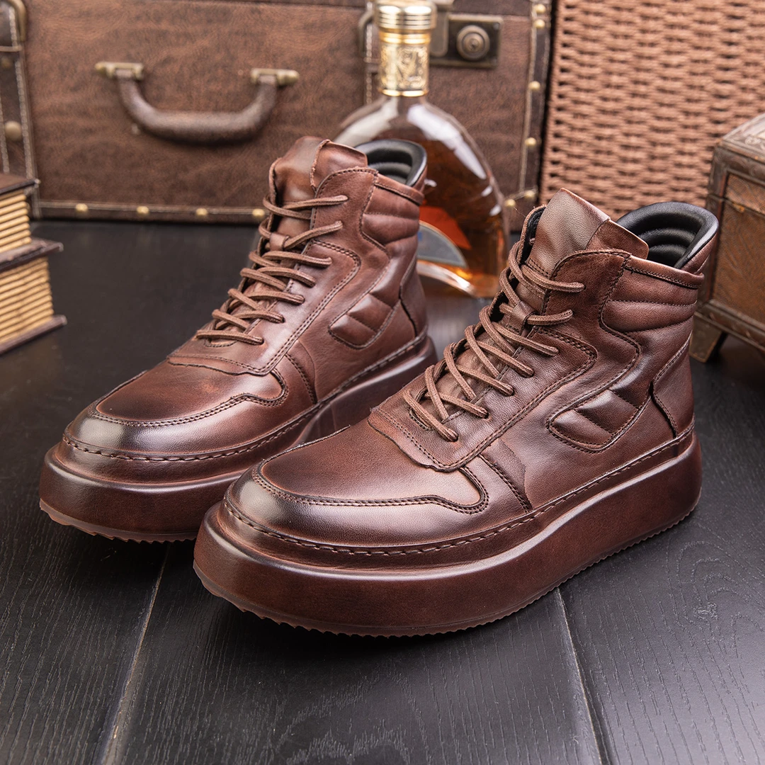 冬季马丁靴男真皮工装靴复古百搭高帮板鞋时尚潮流系带厚底男靴子