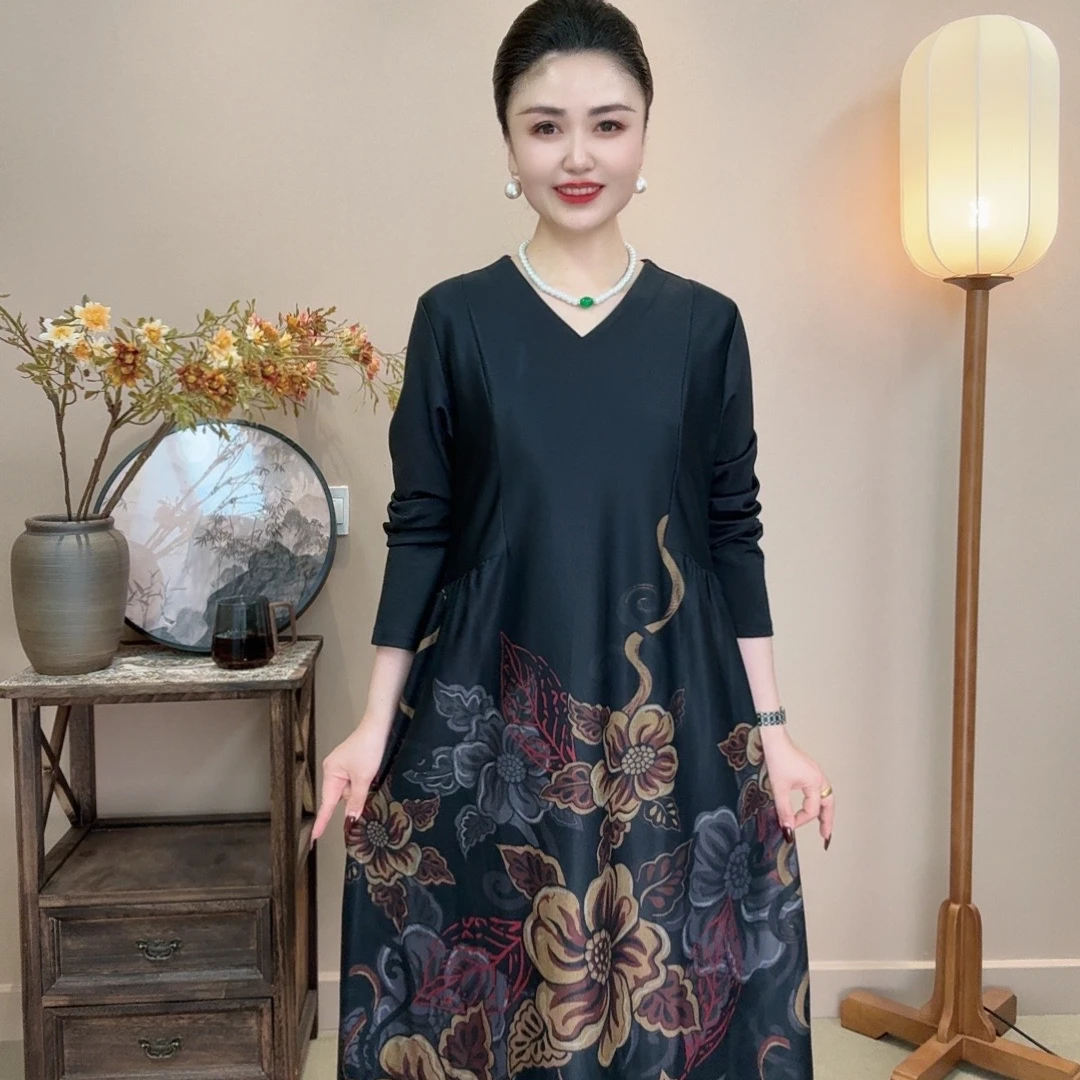 (V领小花)新中式连遮肉宽松高贵洋气中国风妈妈女装中长连衣裙 秋