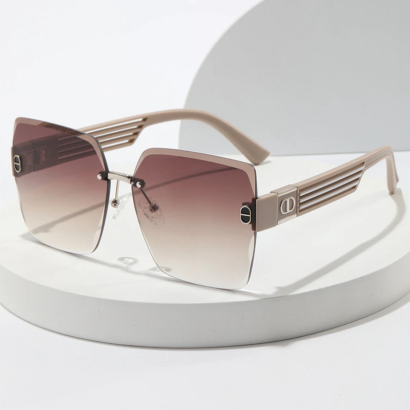 2023新款网红墨镜女无框切边设计大框D款大脸显瘦眼镜开车防紫外