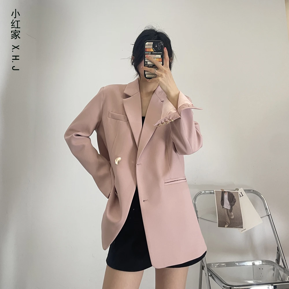 休闲西装外套女春秋季新款韩版宽松显瘦设计感金属扣小众网红西服