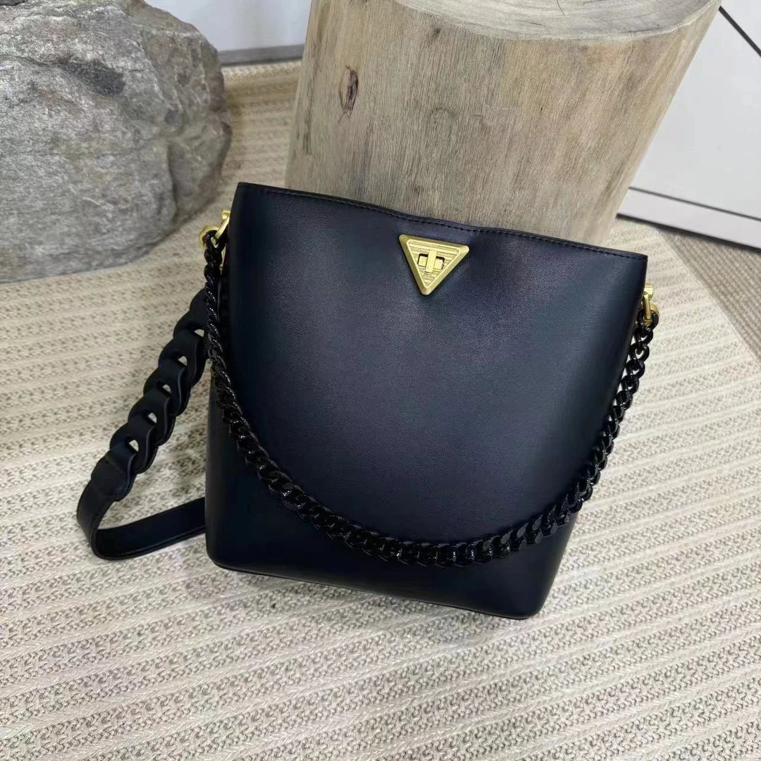 【瑞熙甄选】QYX-1018-黑色高级轻奢单肩韩版通勤潮流女包