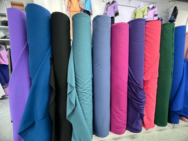 30   服装面料斜纹全涤斜酷X