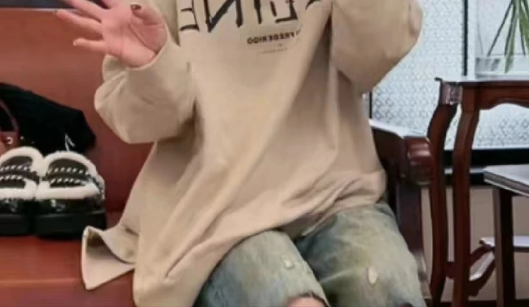 小小苏小众设计款潮流huise灰色卫衣