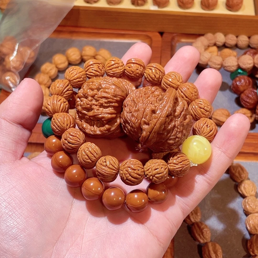 【闪购商品】文玩核桃手串滨**天