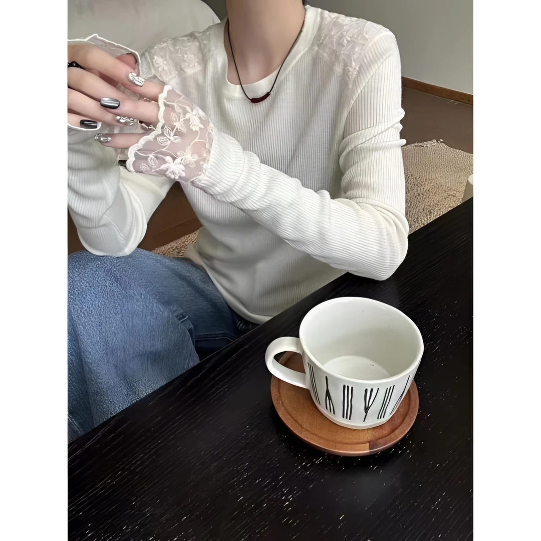 蕾丝打底衫长袖白色针织时尚拼接百搭羊绒ins圆领气质宽松设计感