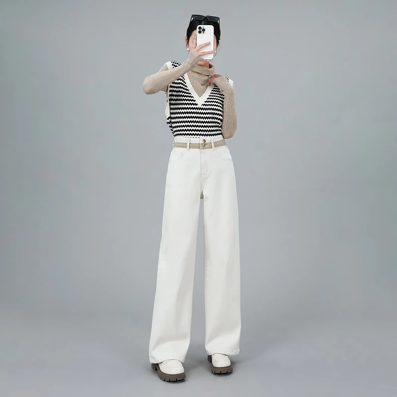 冬季中高腰时尚百搭休闲复古显瘦抓绒直筒裤加绒加厚阔腿牛仔裤女