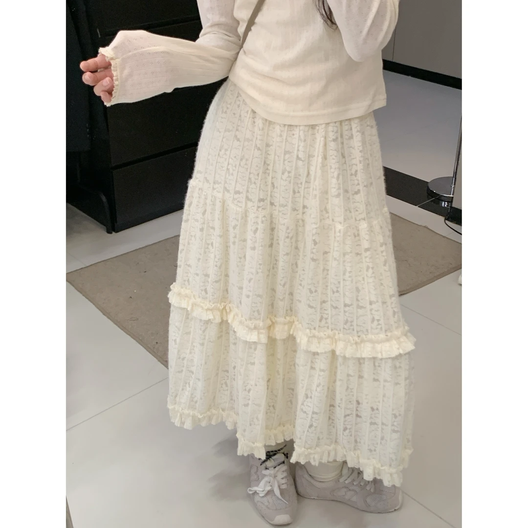 佳儿吖～奶白色温柔蕾丝磨毛大摆裙1172
