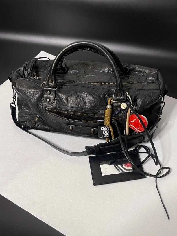 95新 Balenciaga/巴黎世家 波士顿中号机车斜挎单肩xw