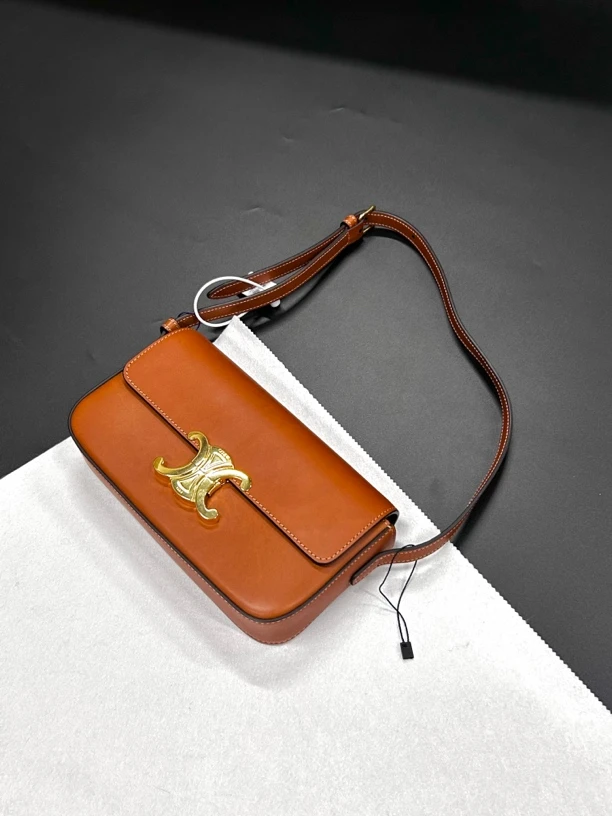 95新 Celine/思琳 时尚凯旋门腋下包