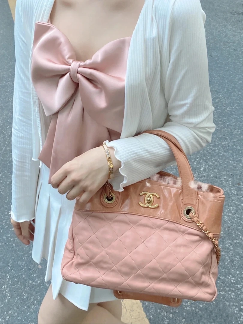 95新 Chanel/香奈儿 粉色拼色手提包