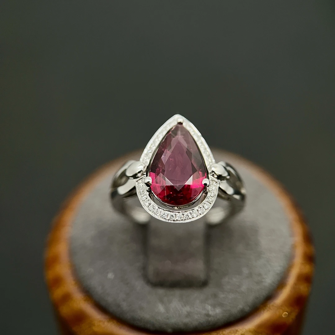 18K金碧玺戒指1.63ct